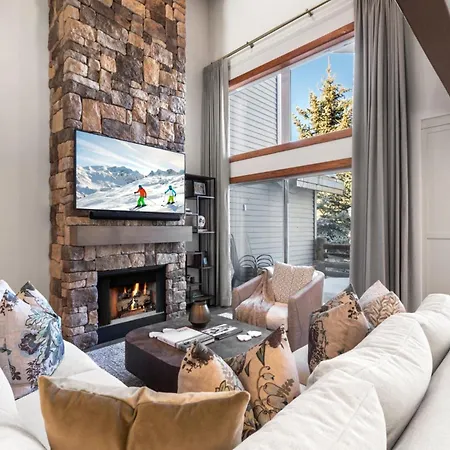 Kbm Resorts Upgraded Easy Walk To Main St Close To Deer Valley Hot Tub Gas Fireplace Bcc-1101